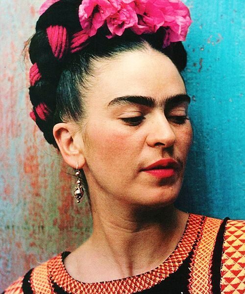 frida_kahlo_1939_photo_by_nickolas_muray_1355369787_b_288 frida_kahlo_1939_photo_by_nickolas_muray_1355369787_b_288